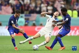 大谷翔平单场双响炮 再度领衔头条